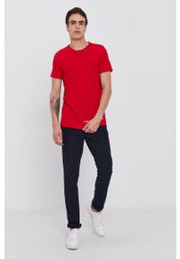 TOMMY HILFIGER - Tommy Hilfiger T-shirt bawełniany kolor czerwony z nadrukiem. Okazja: na co dzień. Kolor: czerwony. Materiał: bawełna. Wzór: nadruk. Styl: casual