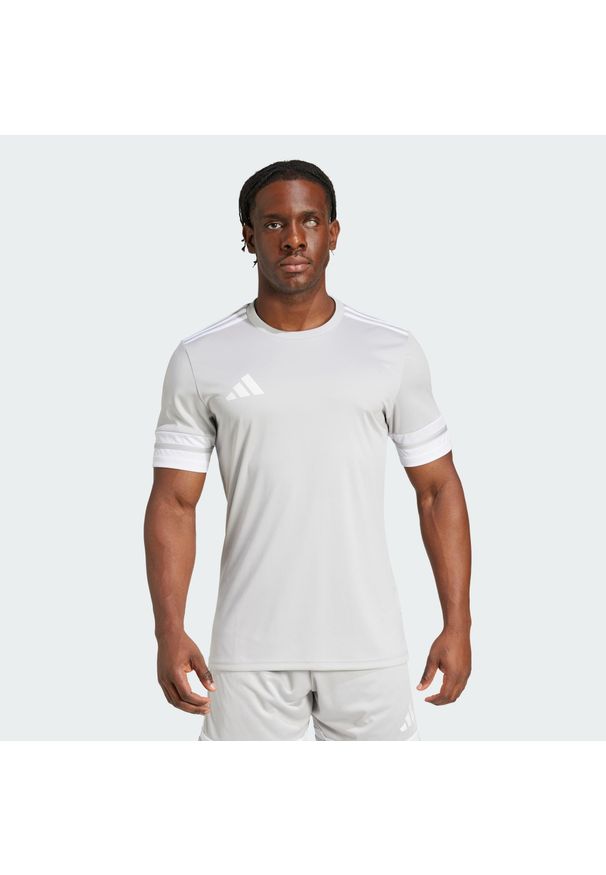 Adidas - Koszulka Squadra 25. Kolor: szary, wielokolorowy, biały. Materiał: materiał. Sport: piłka nożna