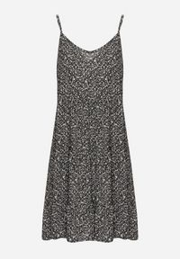 Born2be - Czarna Bawełniana Sukienka Rozkloszowana na Ramiączkach z Falbanką Piloa. Kolor: czarny. Materiał: bawełna. Długość rękawa: na ramiączkach. Wzór: kwiaty. Sezon: lato #2