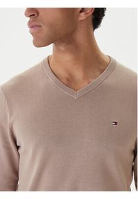 TOMMY HILFIGER - Tommy Hilfiger Sweter Essential MW0MW14745 Beżowy Regular Fit. Kolor: beżowy. Materiał: bawełna #4