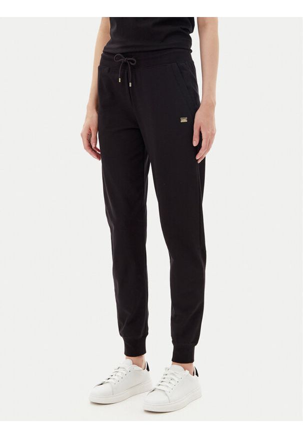 EA7 Emporio Armani Spodnie dresowe 7W000082 AF13135 UC001 Czarny Regular Fit. Kolor: czarny. Materiał: bawełna