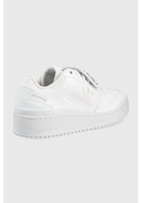 adidas Originals sneakersy GW0590 kolor biały. Nosek buta: okrągły. Zapięcie: sznurówki. Kolor: biały. Materiał: materiał, guma. Obcas: na platformie #4
