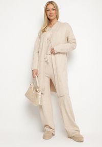 Born2be - Jasnobeżowy Dzianinowy Komplet z Wełną Kamizelka Długi Kardigan i Spodnie Otizela. Kolekcja: plus size. Kolor: beżowy. Materiał: dzianina, wełna