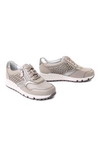 Comfortabel - COMFORTABEL 951337-08 beige, półbuty damskie. Zapięcie: zamek. Kolor: beżowy. Materiał: skóra. Szerokość cholewki: normalna. Wzór: ażurowy. Obcas: na koturnie #1