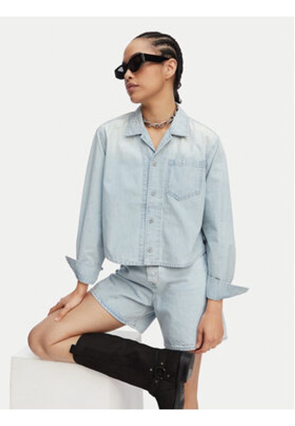 G-Star RAW - G-Star Raw Szorty jeansowe Jett D28386-E352 Niebieski jasny Regular Fit. Kolor: niebieski. Materiał: bawełna