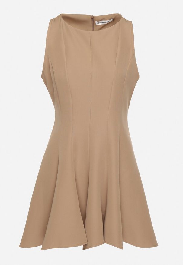 Born2be - Brązowa Rozkloszowana Sukienka Ozdobiona Przeszyciami Evinini. Kolor: brązowy. Wzór: aplikacja. Styl: elegancki, klasyczny