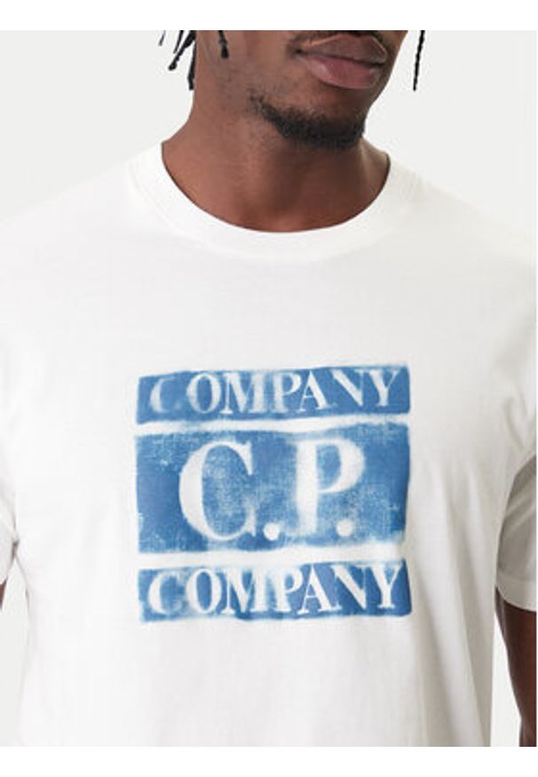 C.P. Company T-Shirt 20CMTS141A110579W Écru Regular Fit. Materiał: bawełna