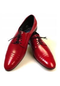Faber - Czerwone buty męskie z zakładkami T28. Kolor: czerwony. Materiał: skóra. Styl: elegancki, klasyczny, wizytowy #3
