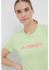 adidas TERREX t-shirt bawełniany HE1645 kolor zielony. Kolor: zielony. Materiał: bawełna. Długość rękawa: krótki rękaw. Długość: krótkie. Wzór: nadruk #2