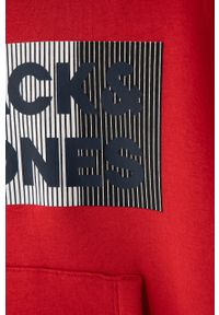 Jack & Jones bluza dziecięca kolor czerwony z kapturem z nadrukiem. Okazja: na co dzień. Typ kołnierza: kaptur. Kolor: czerwony. Wzór: nadruk. Styl: casual #2