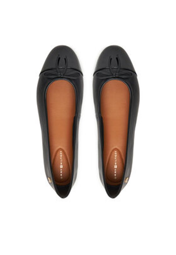 TOMMY HILFIGER - Tommy Hilfiger Baleriny Patent Toe-Cap FW0FW08830 Czarny. Kolor: czarny. Materiał: skóra