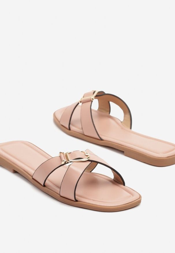 Renee - Różowe Klapki z Ozdobną Klamrą i Paskami Sanasea. Okazja: na co dzień. Kolor: różowy. Materiał: jeans. Styl: elegancki, casual