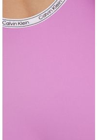 Calvin Klein strój kąpielowy kolor fioletowy lekko usztywniona miseczka. Kolor: fioletowy. Materiał: dzianina, poliester. Wzór: gładki