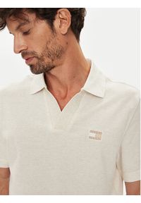 Tommy Jeans Polo Skipper DM0DM21657 Beżowy Regular Fit. Typ kołnierza: polo. Kolor: beżowy. Materiał: bawełna #5