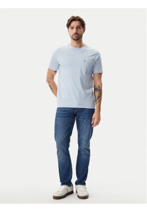TOMMY HILFIGER - Tommy Hilfiger T-Shirt Essential MW0MW37283 Błękitny Regular Fit. Kolor: niebieski. Materiał: bawełna