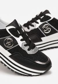 Born2be - Czarne Sneakersy na Platformie z Metaliczną Wstawką Cathleen. Kolor: czarny. Obcas: na platformie #4