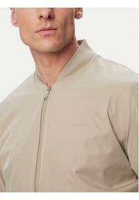Calvin Klein Kurtka bomber LV040FM512 Beżowy Regular Fit. Kolor: beżowy. Materiał: syntetyk #6