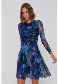 Desigual - Sukienka. Kolor: niebieski. Materiał: tkanina. Długość rękawa: długi rękaw. Typ sukienki: rozkloszowane. Długość: mini #2