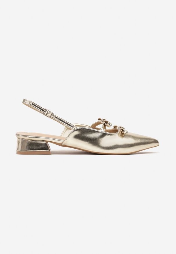 Born2be - Złote Eleganckie Sandały na Niskim Słupku z Kokardkami i Noskiem w Szpic Rensara. Okazja: na co dzień. Zapięcie: pasek. Kolor: złoty. Materiał: jeans. Obcas: na słupku. Styl: elegancki
