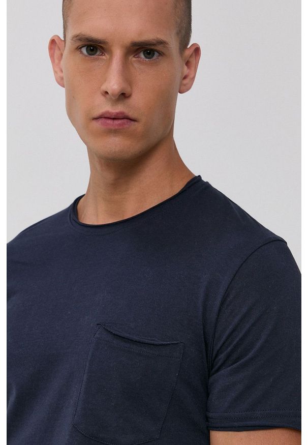 !SOLID - T-shirt bawełniany. Okazja: na co dzień. Kolor: niebieski. Materiał: bawełna. Wzór: gładki. Styl: casual