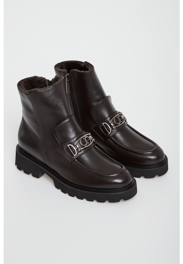 Botki damskie skórzane CESARE CASADEI. Materiał: skóra