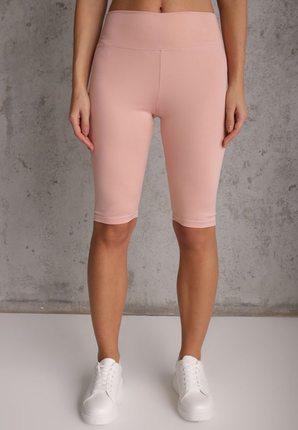 Renee - Różowe Szorty Bikery High Waist z Wyszczuplającym Pasem Briarrose. Okazja: na co dzień. Stan: podwyższony. Kolor: różowy. Materiał: len. Styl: casual, sportowy