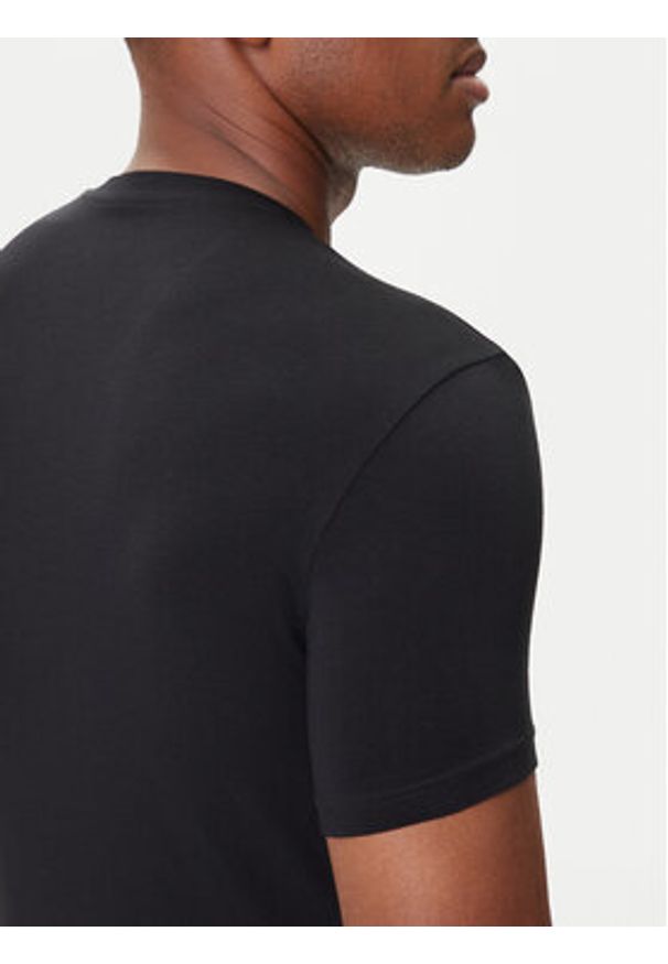 Emporio Armani Underwear T-Shirt EM000380 AF14133 UC001 Czarny Fitted Fit. Kolor: czarny. Materiał: bawełna