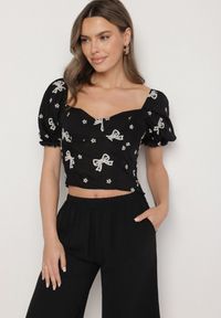 Born2be - Czarna Bluzka Ozdobiona Haftami w Kokardki z Bufiastymi Rękawami Eframara. Typ kołnierza: kokarda. Kolor: czarny. Materiał: jeans. Wzór: aplikacja, haft. Styl: klasyczny, elegancki #3