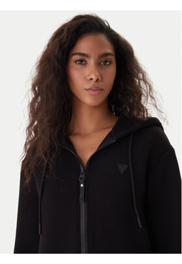 Guess Bluza V3RQ11 K7UW2 Czarny Regular Fit. Kolor: czarny. Materiał: wiskoza