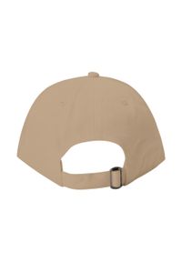 Czapka z daszkiem Fila Faridokt Dad. Kolor: biały, wielokolorowy, beżowy. Materiał: tkanina, bawełna. Styl: casual