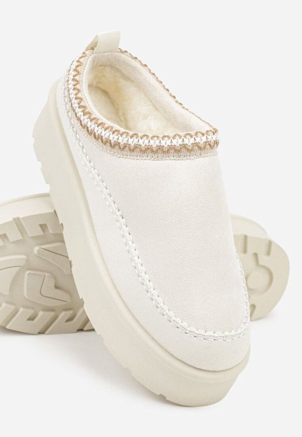 Born2be - Beżowe Śniegowce Ocieplone na Platformie z Ozdobnym Wyszywaniem Reitenna. Okazja: na co dzień. Kolor: beżowy. Materiał: jeans. Obcas: na platformie. Styl: elegancki, klasyczny, casual