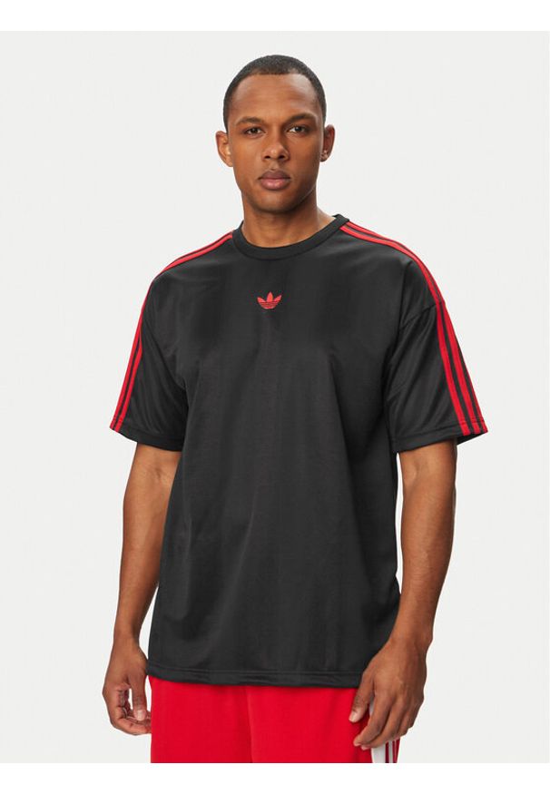 Adidas - adidas T-Shirt adicolor Jacquard KD5831 Czarny Loose Fit. Kolor: czarny. Materiał: syntetyk