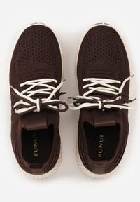 Born2be - Brązowe Sneakersy z Podwójnym Sznurowaniem Fontarin. Nosek buta: okrągły. Kolor: brązowy. Materiał: materiał. Obcas: na obcasie. Wysokość obcasa: niski #7