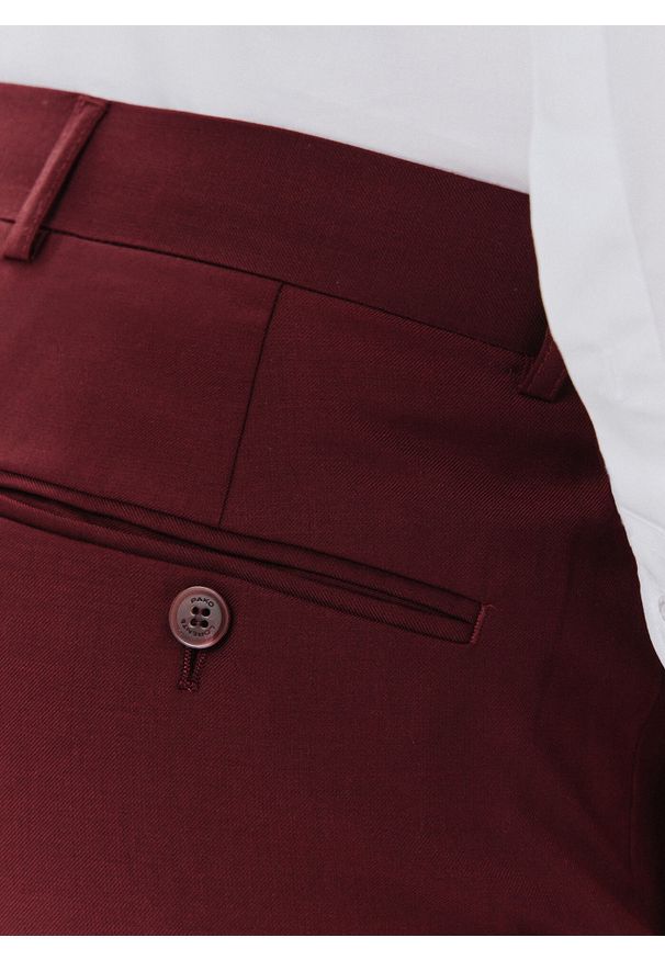 Pako Lorente - PAKO LORENTE – Spodnie garniturowe w kolorze burgundowym. Kolor: czerwony. Materiał: wełna, poliester. Styl: elegancki, młodzieżowy