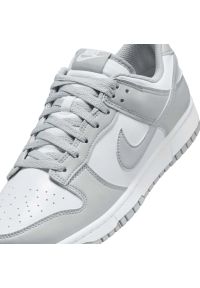 Nike Dunk Low Retro Sneakersy męskie. Okazja: na co dzień. Kolor: biały. Materiał: materiał, syntetyk, guma, skóra. Szerokość cholewki: normalna. Wzór: aplikacja, gładki. Sport: koszykówka #3
