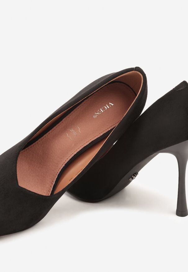 Born2be - Czarne Szpilki Vices w Klasycznym Stylu ze Skórzaną Wkładką Alandde. Okazja: na wesele, na spotkanie biznesowe, do pracy, na ślub cywilny. Kolor: czarny. Materiał: skóra. Obcas: na szpilce. Styl: klasyczny. Wysokość obcasa: średni