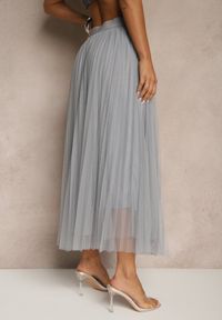 Renee - Ciemnoszara Rozkloszowana Spódnica z Tiulu w Kropki Folemia. Okazja: na co dzień. Kolor: szary. Materiał: tiul. Wzór: kropki. Styl: elegancki, casual #5