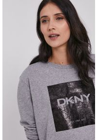 DKNY - Dkny - Bluza. Kolor: szary. Materiał: dzianina. Długość rękawa: długi rękaw. Długość: długie. Wzór: nadruk #2