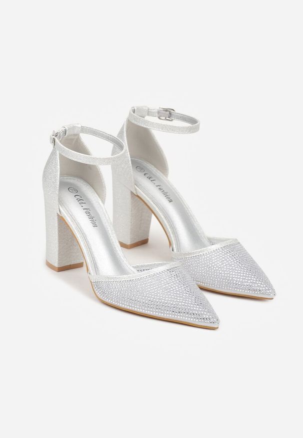 Born2be - Srebrne Czółenka na Obcasie Ozdobione Brokatem i Cyrkoniami Prisnara. Zapięcie: sprzączka. Kolor: srebrny. Wzór: aplikacja. Obcas: na obcasie. Styl: klasyczny, elegancki. Wysokość obcasa: średni