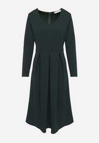 Born2be - Ciemnozielona Rozkloszowana Sukienka Wieczorowa ze Szpiczastym Dekoltem Temithiel. Okazja: na co dzień. Kolor: zielony. Materiał: jeans. Wzór: aplikacja. Typ sukienki: proste. Styl: wizytowy #4