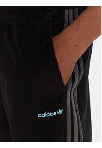 Adidas - adidas Spodnie dresowe Corduroy JX3107 Czarny Regular Fit. Kolor: czarny. Materiał: sztruks, bawełna #4