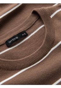 Ombre Clothing - Męski sweter casualowy w poziome paski – brązowy V3. Okazja: na co dzień. Kolor: brązowy. Materiał: nylon, włókno, materiał, bawełna. Wzór: paski. Styl: casual #7