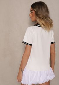 Renee - Biała Bluzka Polo z Krótkim Rękawem z Dzianiny z Wiskozą Adalira. Okazja: na co dzień, na spacer. Typ kołnierza: polo. Kolor: biały. Materiał: dzianina, wiskoza. Długość rękawa: krótki rękaw. Długość: krótkie. Wzór: aplikacja. Styl: klasyczny, elegancki, casual #3