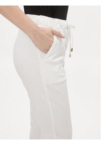 Max Mara Leisure Spodnie materiałowe Terreno 2416131058 Biały Regular Fit. Kolor: biały. Materiał: bawełna