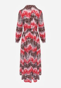 Renee - Czerwona Sukienka Thronanthe. Kolor: czerwony. Długość rękawa: długi rękaw. Typ sukienki: koszulowe. Długość: maxi #3