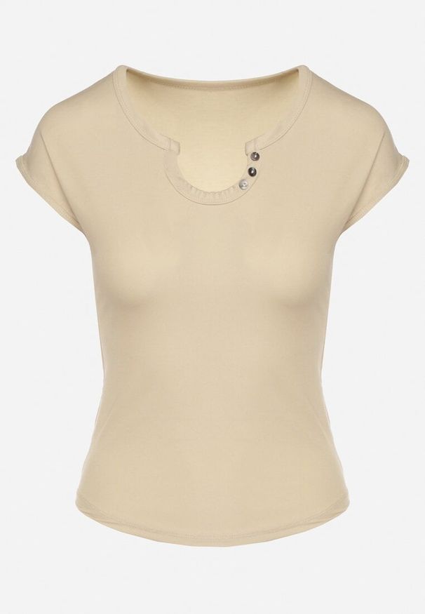 Born2be - Beżowy T-shirt o Dopasowanym Kroju z Wycięciem i Guzikami przy Dekolcie Ballirea. Okazja: na co dzień. Kolor: beżowy. Materiał: jeans. Wzór: aplikacja. Styl: elegancki, casual