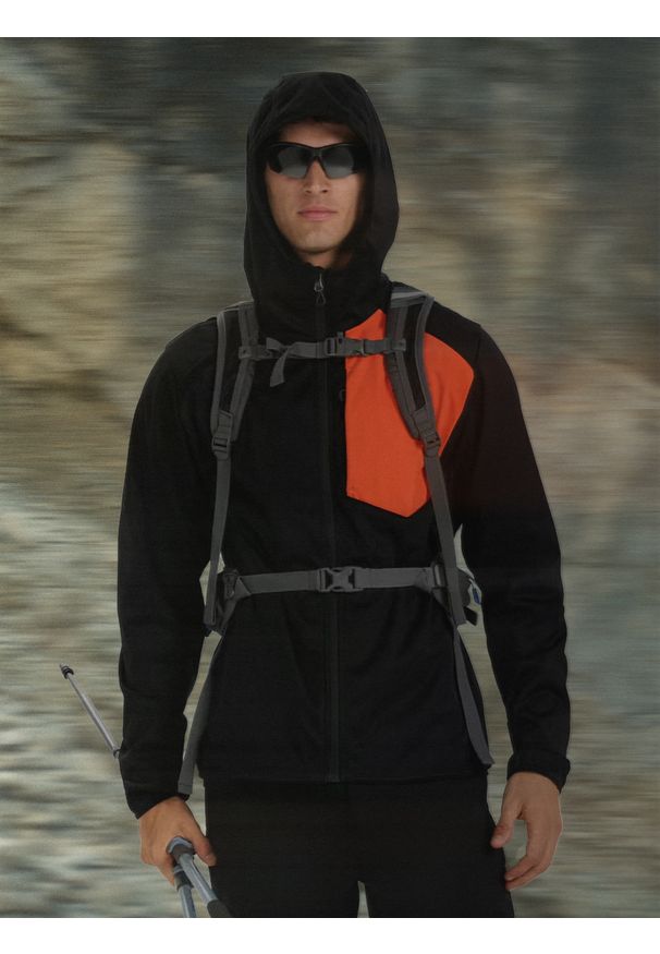 4f - 4F Kurtka softshell wiatroodporna membrana 8000 męska - czarna L. Kolor: czarny. Materiał: softshell. Technologia: Primaloft. Sezon: zima. Sport: turystyka piesza, wspinaczka