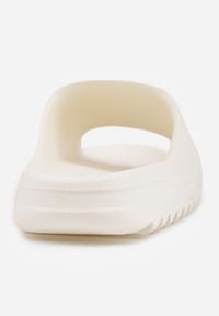 Renee - Białe Klapki z Pianki z Odkrytym Noskiem Birea. Okazja: na co dzień, na plażę. Kolor: biały. Styl: sportowy, klasyczny, casual #2