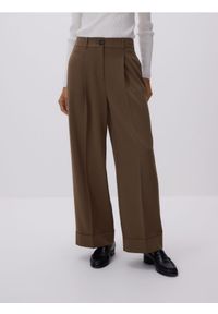 Reserved - Spodnie culotte - oliwkowy. Kolor: oliwkowy. Materiał: tkanina. Wzór: gładki #1