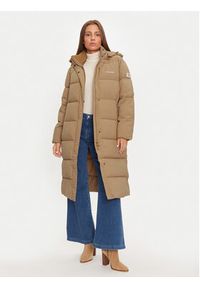 Guess Płaszcz zimowy W4BL26 WGII2 Beżowy Regular Fit. Kolor: beżowy. Materiał: syntetyk. Sezon: zima